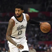 奇异果体育- 雷霆亚历山大持续进化，场均得分突破三十大关  