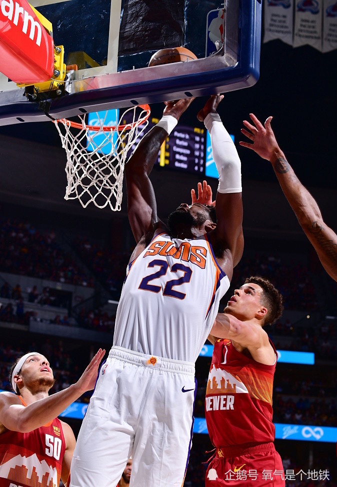  约基奇准绝杀失手，勇士客场险胜掘金巩固榜首位置